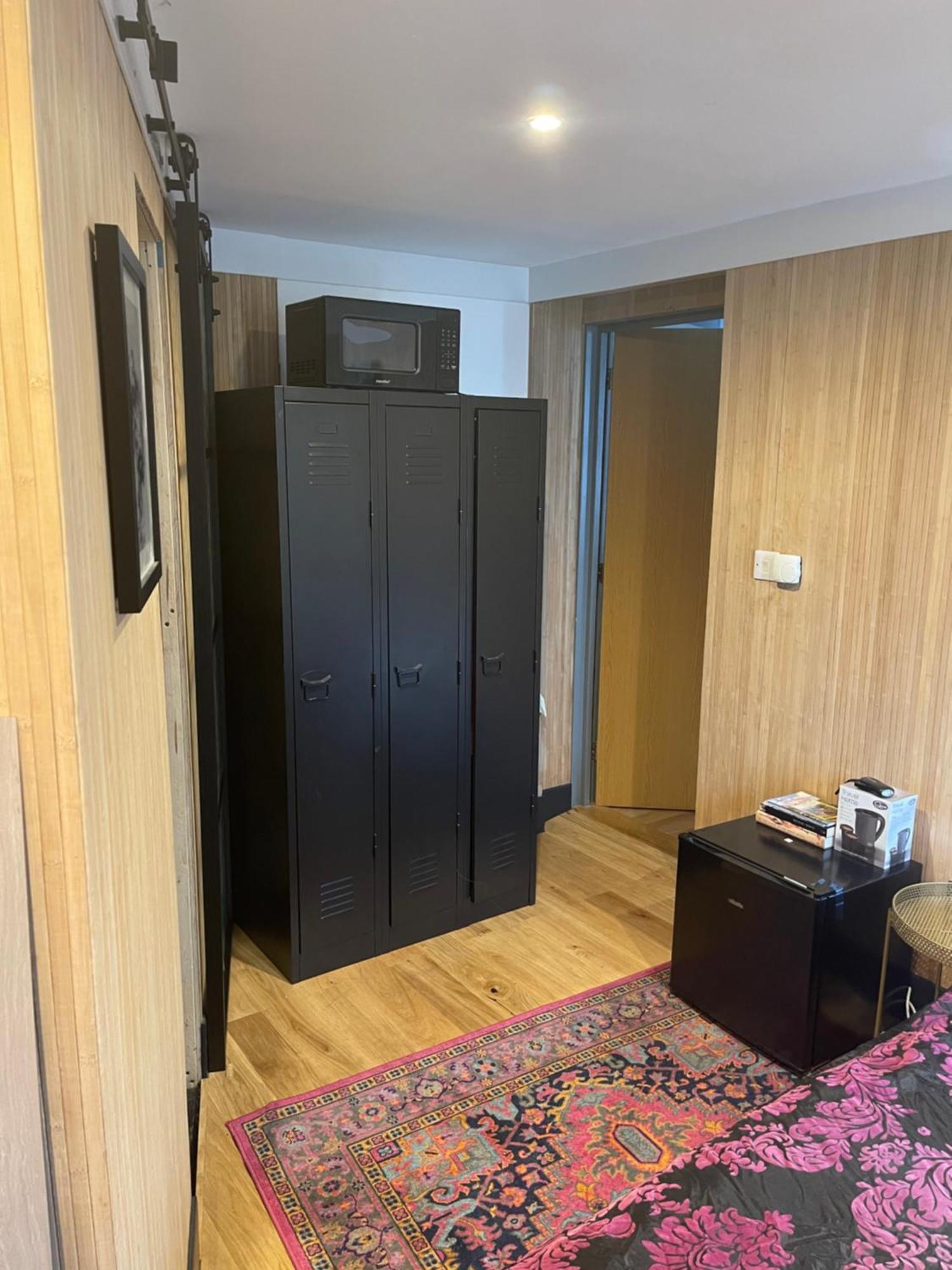 Novas Nook, Marshalls Camelford Bagian luar foto